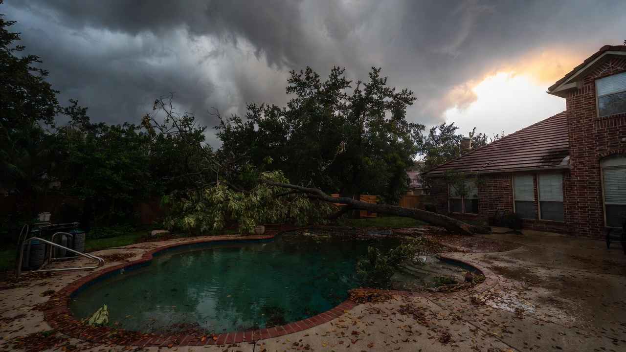 emergency pool situations
pool emergency guide
what to do if pool
pool crisis