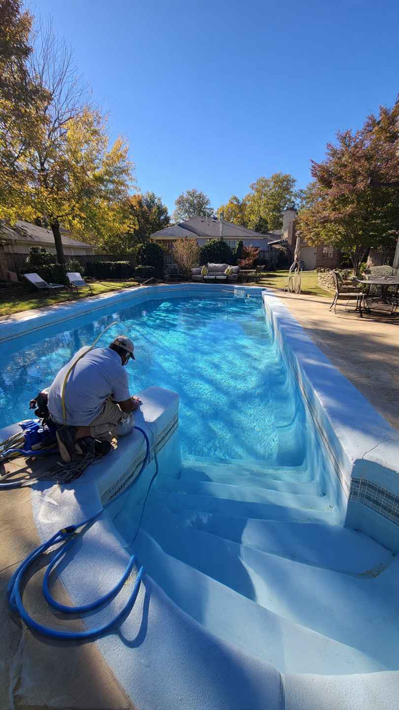 pool drain and clean