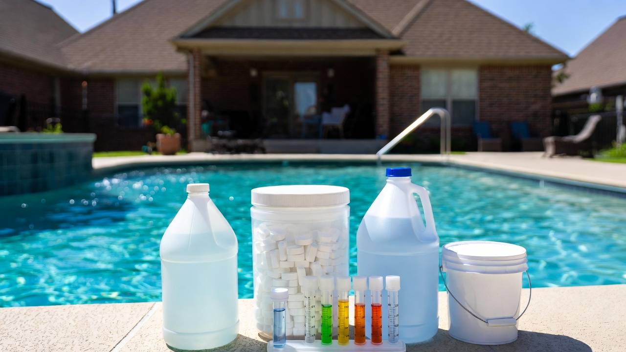 pool service in Farmers Branch TX