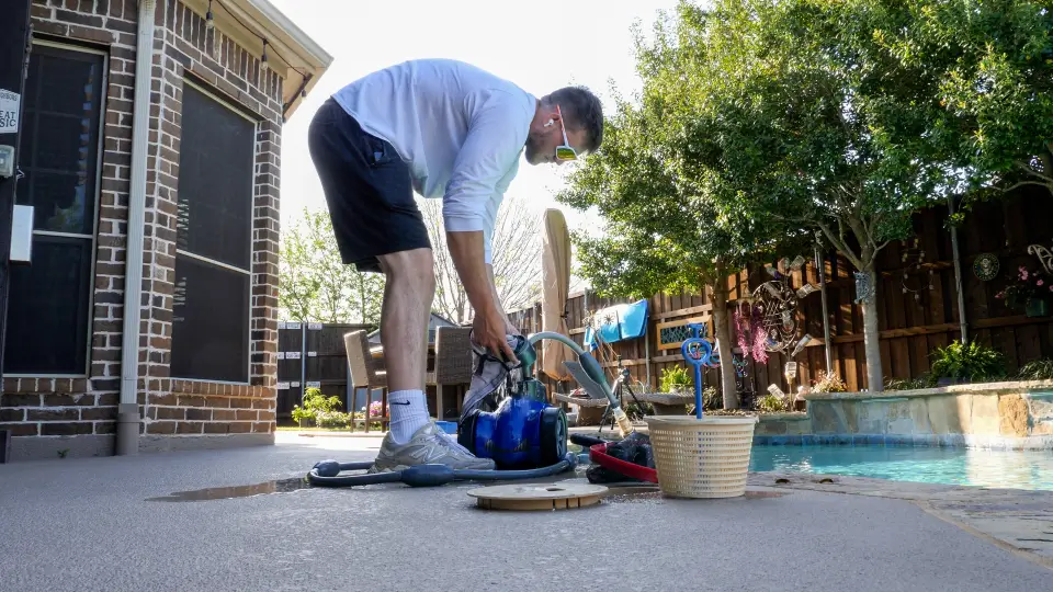 pool maintenance by month DFW pool maintenance calendar month by month pool care Texas