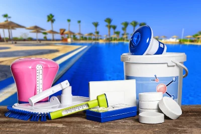 professional pool service, professional pool cleaning, professional pool maintenance