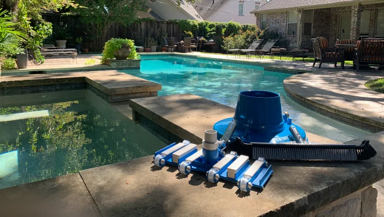 pool service market DFW pool companies in DFW North Texas pool market