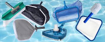 Pool Vacuuming Guide 
How to Vacuum a Pool Manually