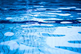 pool water temperature guide ideal pool temperature best pool temperature pool too hot pool too cold - oating pool skimmer effectiveness, floating pool skimmer, solar pool skimmer, automatic pool skimmer