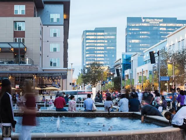 HOA pool rules in DFW