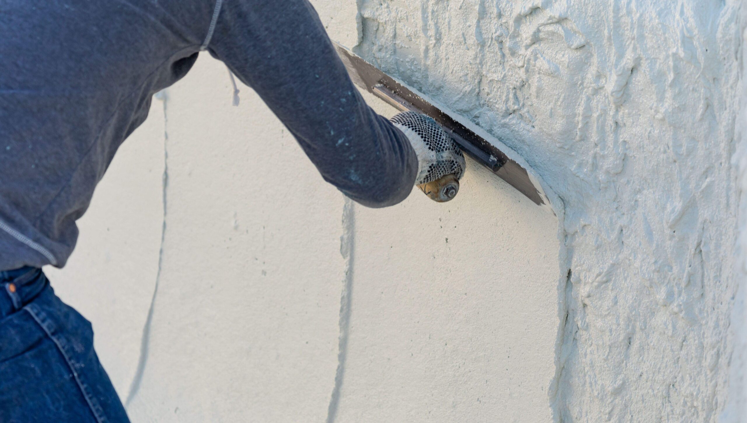 pool surface repair pool plaster crack pool plaster stains pool calcium buildup