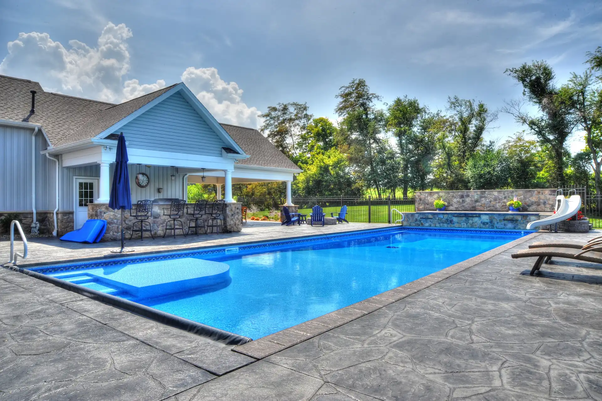 pool pump loses prime overnight, pool pump losing prime, pool pump loses prime when off, air leak in pool pump