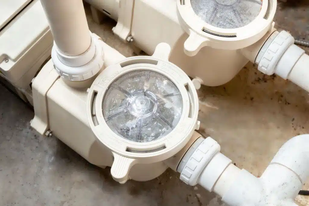 average lifespan of a pool pump, pool pump life expectancy, how long pool pumps last, pool pump replacement signs