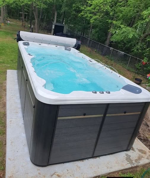above ground pool cleaning service, above ground pool maintenance, above ground pool service, above ground pool cleaning