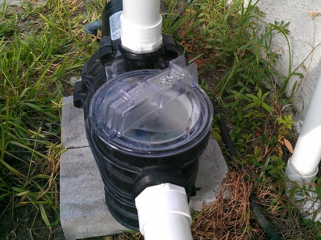 pool cover pump not working, pool cover pump stopped working, pool cover water removal, automatic pool cover water