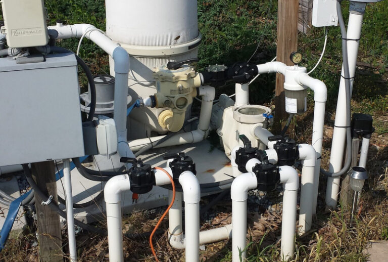 pool pump shaft seal leak, leaking pool pump, pool pump leaking water, pool pump seal replacement
