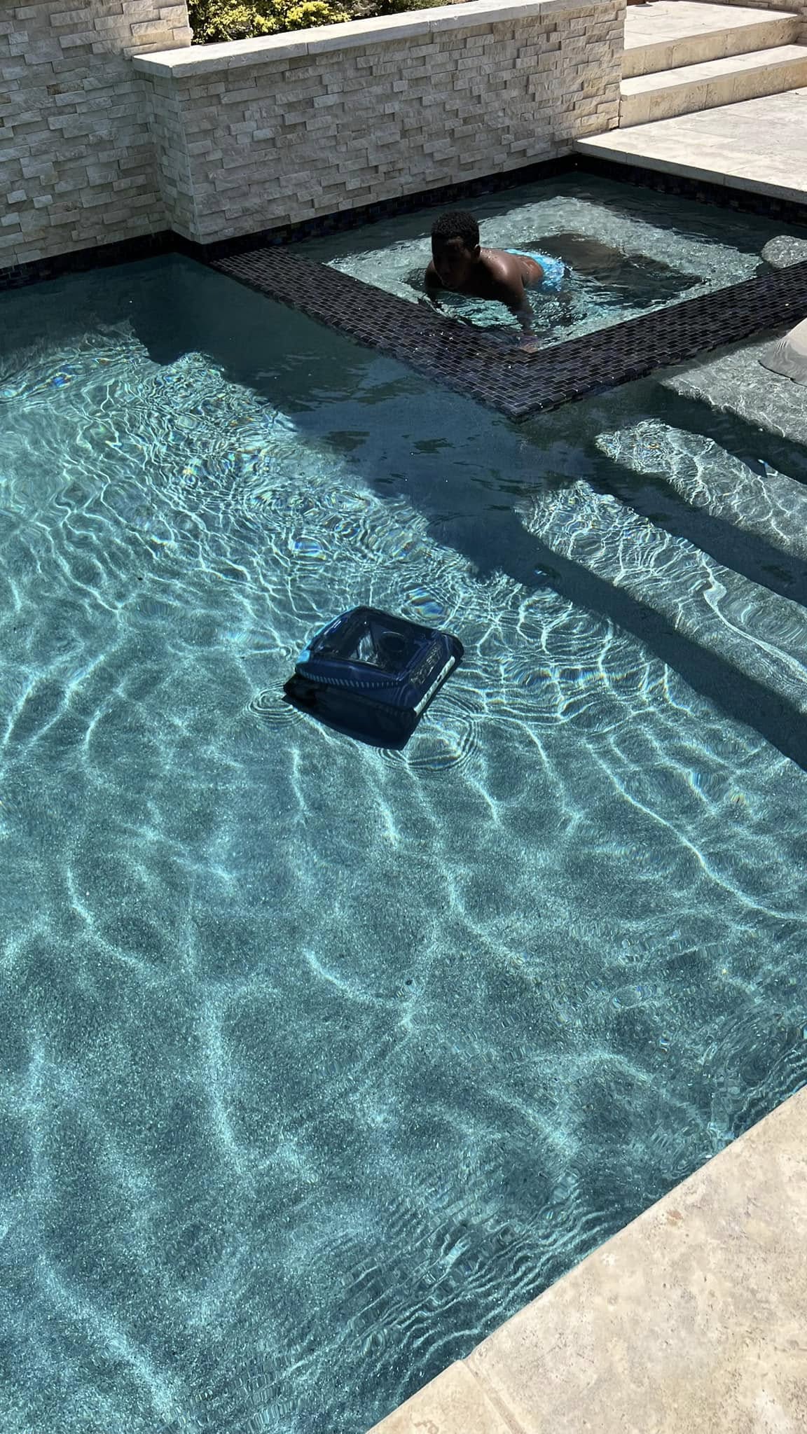 pool cleaner not climbing walls, robotic pool cleaner not climbing, suction cleaner not climbing walls, pool cleaner wall problem, automatic pool cleaner troubleshooting