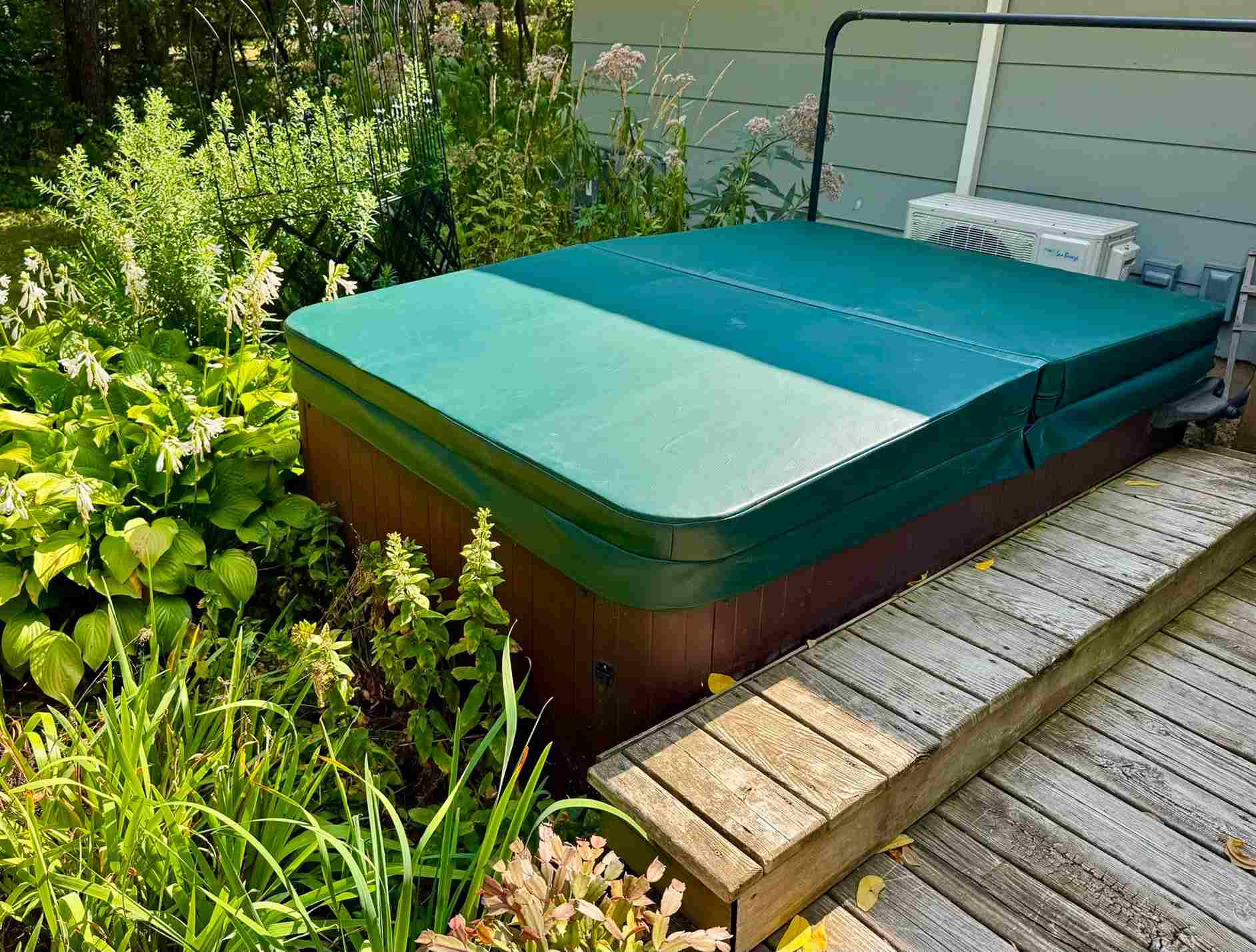 hot tub cover foam replacement, spa cover foam replacement, waterlogged hot tub cover, heavy hot tub cover, hot tub cover foam insert